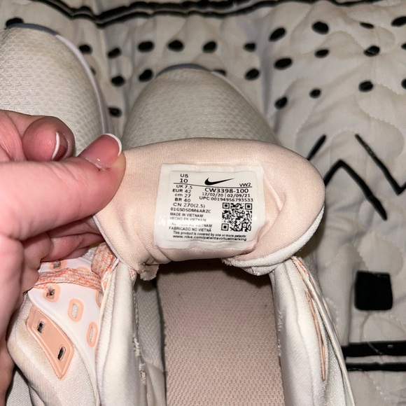 Nike Women's Air Max white and beige sneakers - Picture 6 of 6